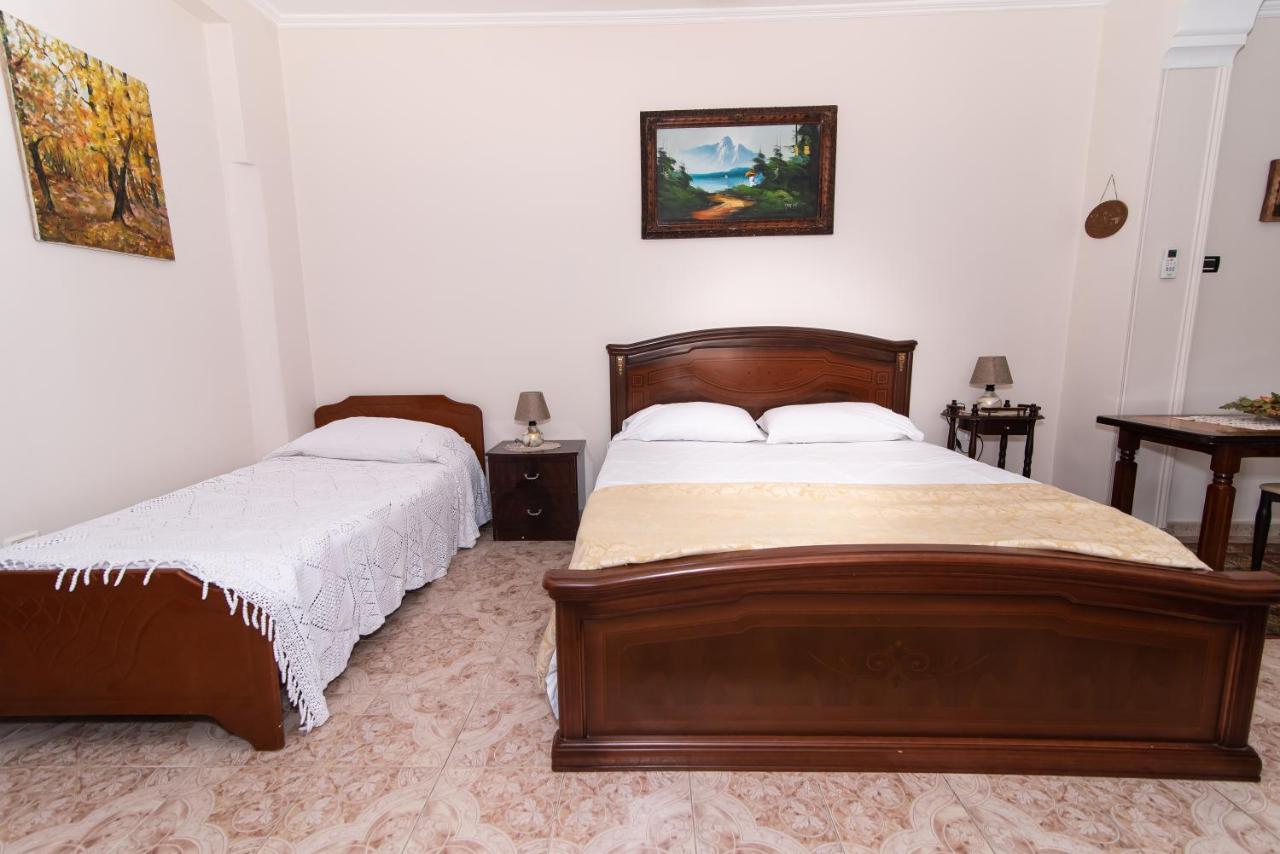 Erla'S Apartment Тирана Екстериор снимка